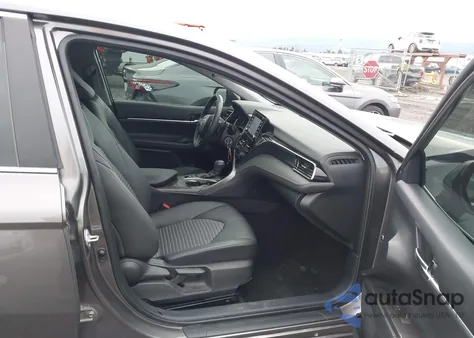 2022 Toyota Camry Se Awd z USA, uszkodzony, nr VIN 4T1G11BK0NU071811